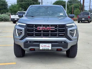 GMC Canyon 2023 4x4 AT4 4dr Crew Cab 5 ft. SB