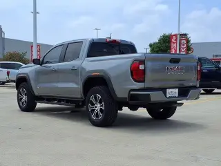 GMC Canyon 2023 4x4 AT4 4dr Crew Cab 5 ft. SB