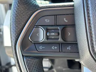 Toyota Tacoma 2024 4x4 SR5 4puertas Doble Cabina 5.0 ft SB