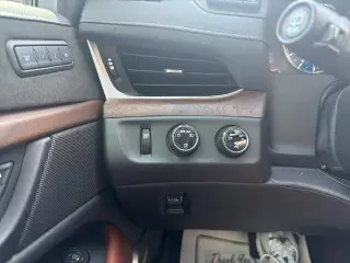 Cadillac Escalade 2019 4x4 Premium Luxury 4dr SUV