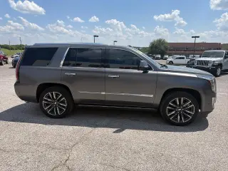 Cadillac Escalade 2019 4x4 Premium Luxury 4dr SUV