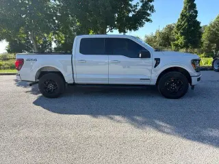 Ford F-150 2024 4x4 XLT 4dr SuperCrew 6.5 ft. SB
