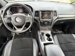 Jeep Grand Cherokee 2017 4x2 Laredo E 4dr SUV