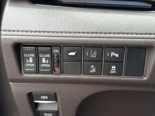 Odisea Honda 2019 Elite 4dr Minivan
