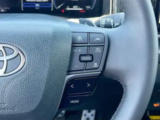 Toyota Camry 2026 SE 4dr Sedan