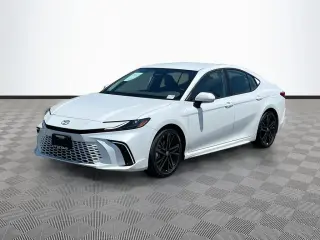 Toyota Camry 2026 SE 4dr Sedan