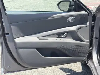 Hyundai Elantra 2023 SE 4dr Sedan