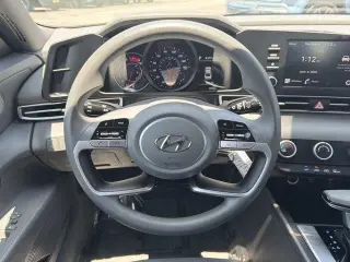Hyundai Elantra 2023 SE 4dr Sedan