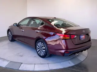 Nissan Altima 2024 2.5 SV 4dr Sedán
