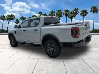 Ford Ranger 2024 4x2 XLT 4dr SuperCrew 5.0 ft. SB