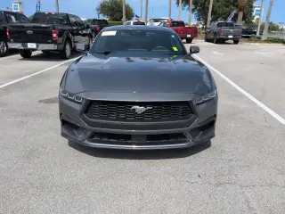 Ford Mustang 2025 EcoBoost 2dr Fastback