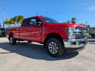 Ford F-250 Super Duty 2019 4x4 King Ranch 4dr Crew Cab 6.8 ft. SB Pickup