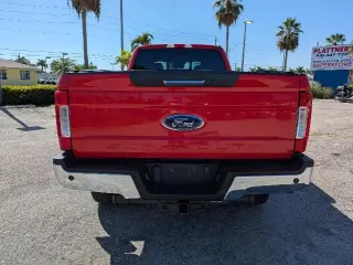 Ford F-250 Super Duty 2019 4x4 King Ranch 4dr Crew Cab 6.8 ft. SB Pickup