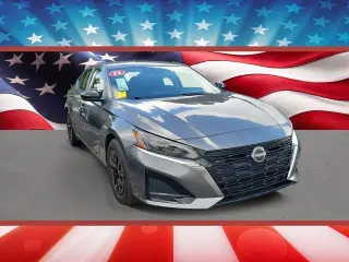 Nissan Altima 2025 2.5 S 4dr Sedán