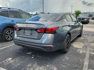 Nissan Altima 2025 2.5 S 4dr Sedán