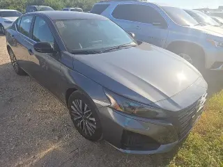 Nissan Altima 2026 2.5 SV 4dr Sedán
