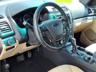 Ford Explorer 2017 AWD Limited 4dr SUV