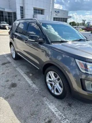 Explorador Ford 2016 AWD XLT 4dr SUV