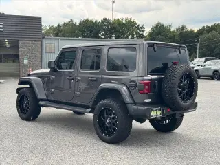 Jeep Wrangler Unlimited 2021 4x4 Sahara SUV de 4 puertas