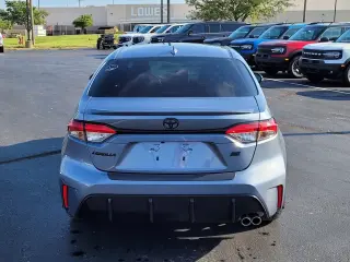 Toyota Corolla 2026 SE 4dr Sedán