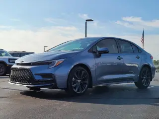 Toyota Corolla 2026 SE 4dr Sedán