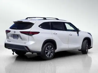 Toyota Highlander 2021 XLE 4 SUV