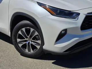 Toyota Highlander 2021 XLE 4 SUV
