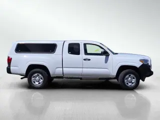 Toyota Tacoma 2023 4x2 SR5 4dr Access Cab 6.1 ft LB