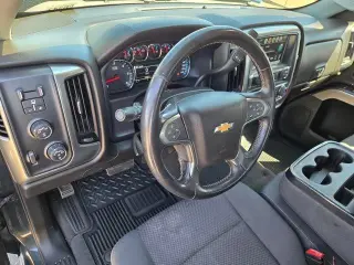 Chevrolet Silverado 1500 LD 2019 4x4 LT 4dr Cab Double con 6.5 pies de ancho SB