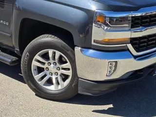 Chevrolet Silverado 1500 LD 2019 4x4 LT 4dr Cab Double con 6.5 pies de ancho SB