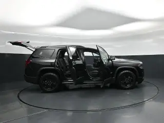 GMC Acadia 2023 4x4 AT4 4dr SUV