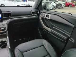 Ford Explorer 2022 XLT SUV de 4 puertas