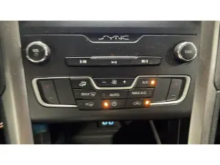 Ford Fusion 2020 SE Sedán 4 puertas