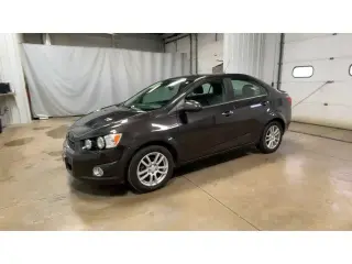 Chevrolet Sonic 2015 LT automático 4 puertas Sedán