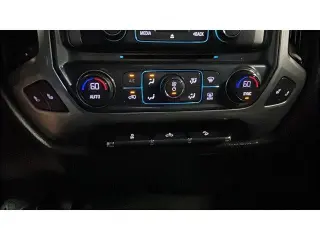 Chevrolet Silverado 1500 2018 4x4 LT 4 puertas Doble Cabina 6.5 pies SB