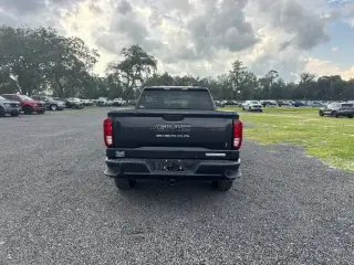 GMC Sierra 1500 2023 4x4 Elevation 4dr Crew Cab 5.8 ft. SB