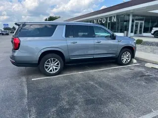 GMC Yukon XL 2022 4x4 SLT 4 puertas SUV