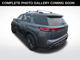 Nissan Pathfinder 2025 AWD SV SUV de 4 puertas