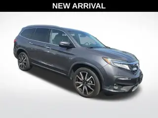 Honda Pilot 2021 AWD Touring SUV de 4 puertas con asientos tipo capitán en la segunda fila