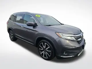 Honda Pilot 2021 AWD Touring SUV de 4 puertas con asientos tipo capitán en la segunda fila