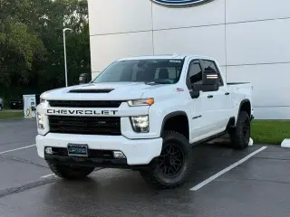 Chevrolet Silverado 2500HD 2021 4x4 LTZ Cabina Doble Caja Corta