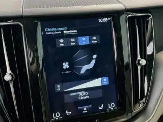 Volvo XC60 2018 AWD T5 Momentum SUV de 4 puertas