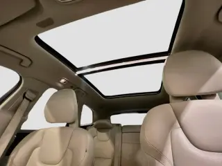 Volvo XC60 2018 AWD T5 Momentum SUV de 4 puertas