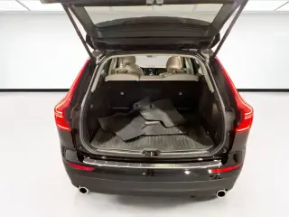 Volvo XC60 2018 AWD T5 Momentum SUV de 4 puertas