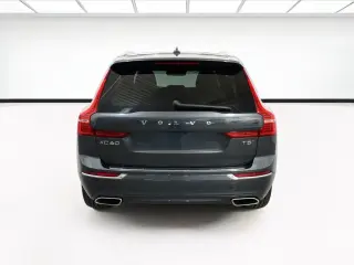 Volvo XC60 2018 AWD T5 Momentum SUV de 4 puertas