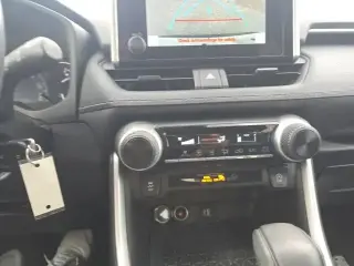 Toyota RAV4 2024 LE SUV de 4 puertas