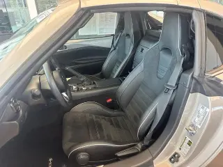 Mazda MX-5 Miata RF 2023 Club Descapotable 2 puertas