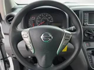 Nissan NV200 2021 SV Mini-Van de carga de 4 puertas