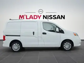 Nissan NV200 2021 SV Mini-Van de carga de 4 puertas