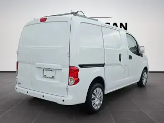 Nissan NV200 2021 SV Mini-Van de carga de 4 puertas